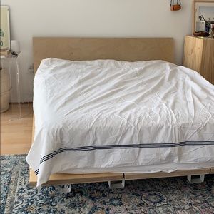 Matteo Nap hotel stripe duvet cover